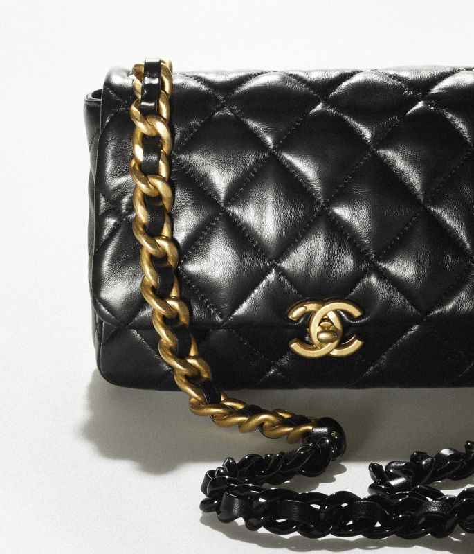 Chanel Classic Small Black Lambskin Women Flap Shoulder Bag AS3206