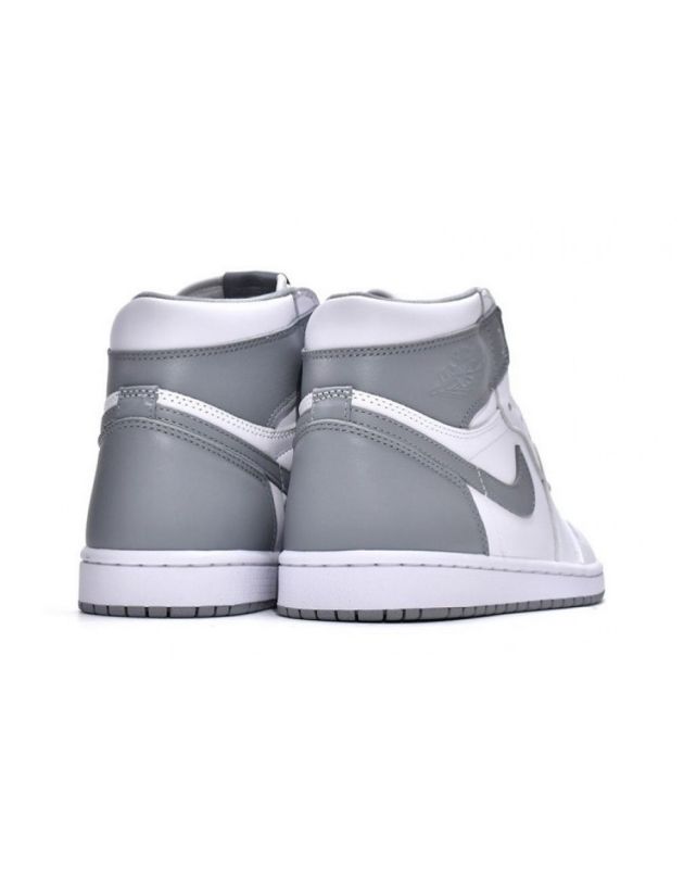 Jordan Air Jordan 1 Retro High Og Heritage 2022 Stealth Leather Air Sole Tênis casual masculino 555088-037